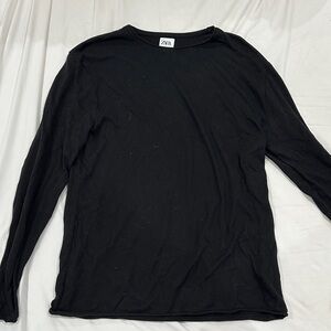 Zara Men’s Black Long Sleeve Crewneck Top